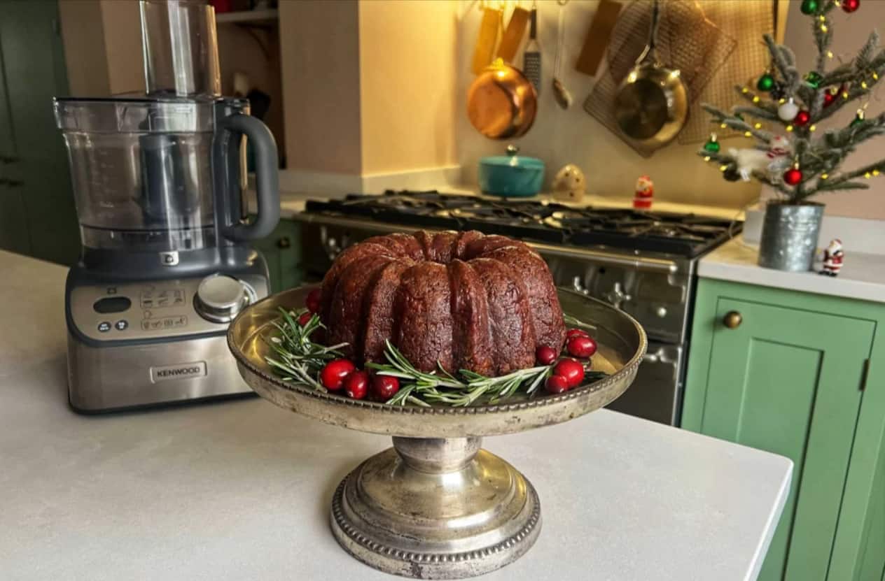 festive-bundt-nut-roast.png