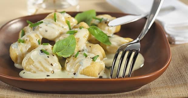 potato-gnocchi-gorgonzola-1.jpg