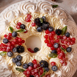 Pavlova Wreath