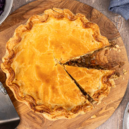 Minced Beef, Onion and Cheddar Pie