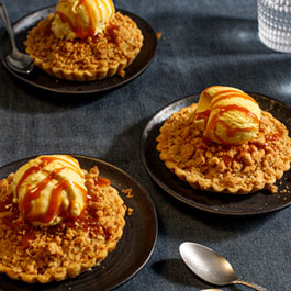 Mini Apple Crumble Pies