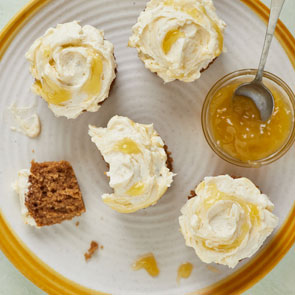 Black Tea Cupcakes with Lemon Icing