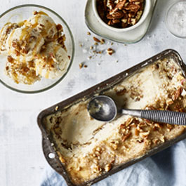 Helado vegano de caramelo salado