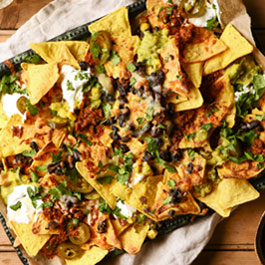 Nachos con salsa di pomodorini arrosto e Chipotle