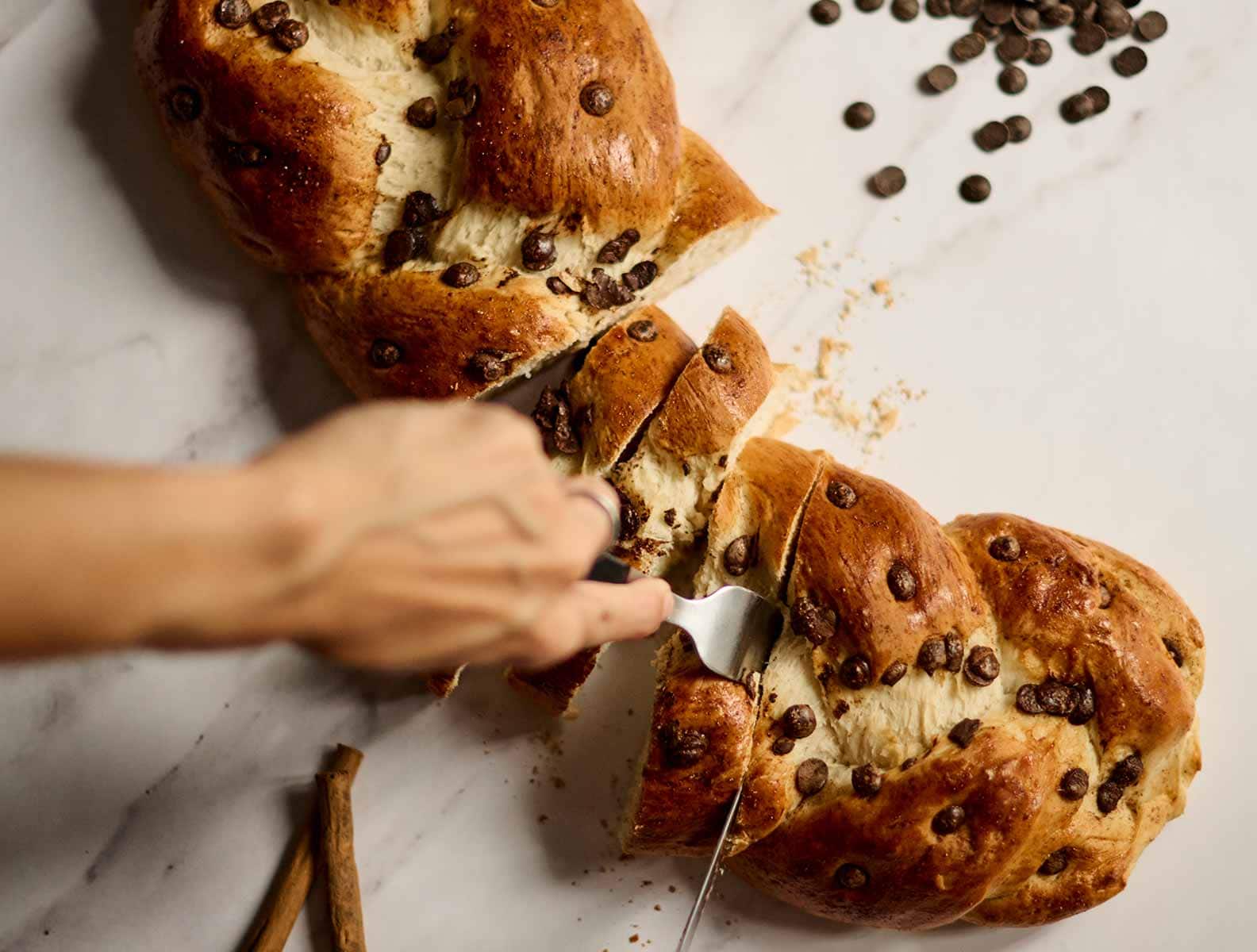 1584x1200--Brioche-tressée-aux-pépites-de-chocolat.jpg