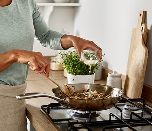 About Us_We Love to Cook_Op2_Mushroom_Quiche 2.jpg