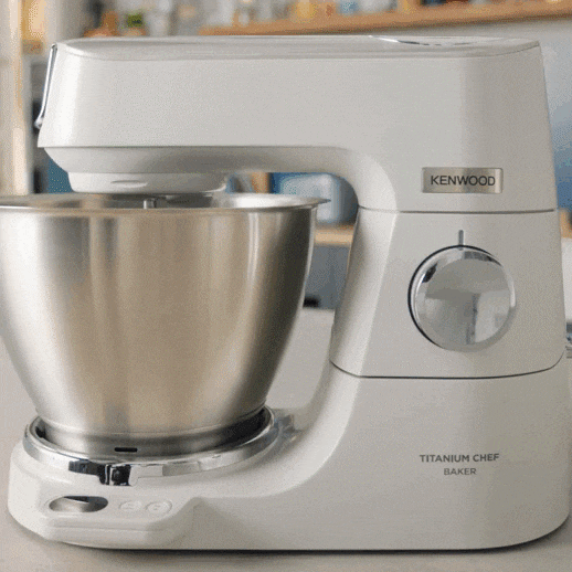 BakerPopTop_Kenwood_Colour_Top_change_1x1.mp4- (1).gif