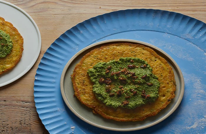 Butternut-Squash-and-Quinoa-Hotcakes-with-Coriander-Pesto-and-Tamari-Seeds_700x456.jpg