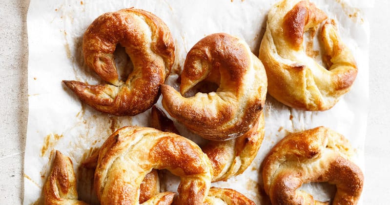 Croissants hero.jpg