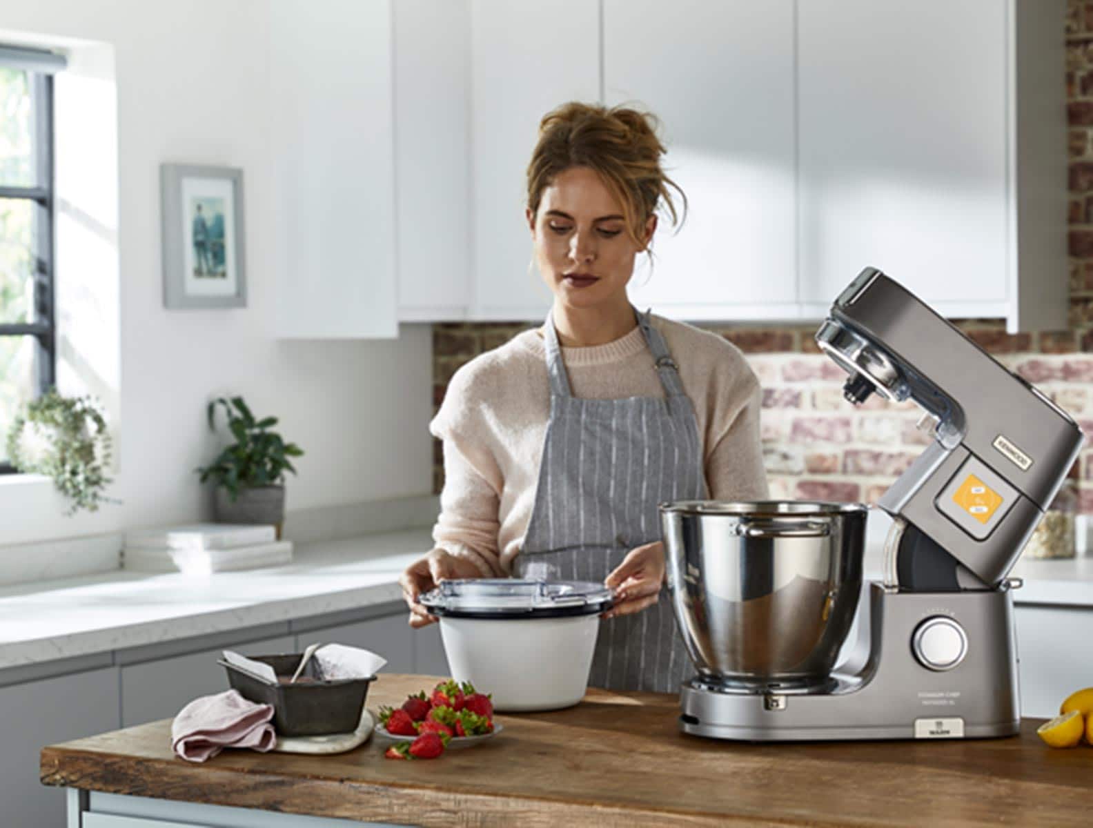 Dessert-Maker-Attachment_Navigation-7_1584x1200.jpg