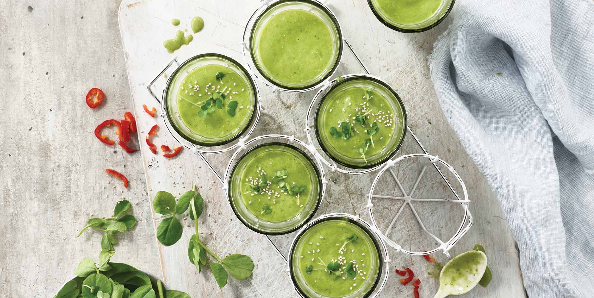/medias/FF-Avocado-Smoothie-1994x1000.jpg?context=bWFzdGVyfHJvb3R8MTc3OTE3fGltYWdlL2pwZWd8YURnMUwyZzJPUzh6TVRNM01qYzFOamswTWpnM09DOUdSbDlCZG05allXUnZMVk50YjI5MGFHbGxYekU1T1RSNE1UQXdNQzVxY0djfGQ2ZTk5YmIxNzk5Nzg0ZTMyYjM0MmZiNDIwOTAxNWI0ZmNmMjIyNjFmYWI4MGQ3ZjRmYjY3MjYxYjAxZmFiZjg