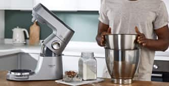 KW Article_5 things to consider stand mixer_Mobile_3.jpg