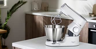 KW Article_5 things to consider stand mixer_Mobile_5.jpg