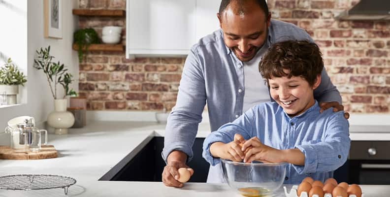 KW Article_Top tips for baking with kids_3.jpg