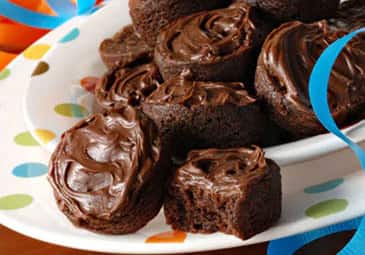 KW_Chocolate_Fudge_Mini-Cakes_v1_a.jpg