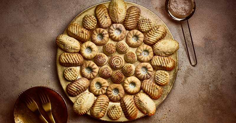 Maammoul Date Cookies