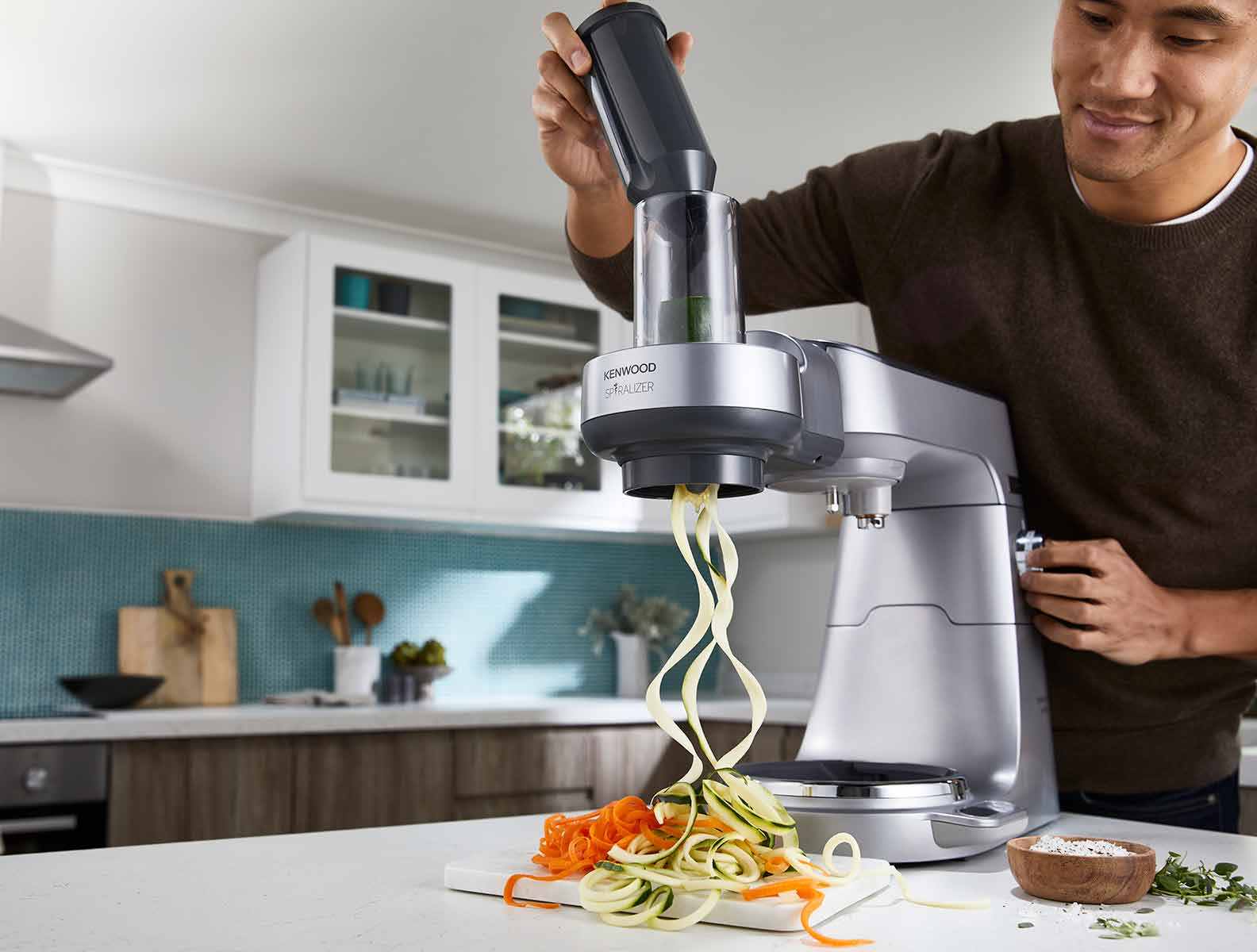 STAND_MIXER_KVL85_SPIRALIZER_1584x1200.jpg