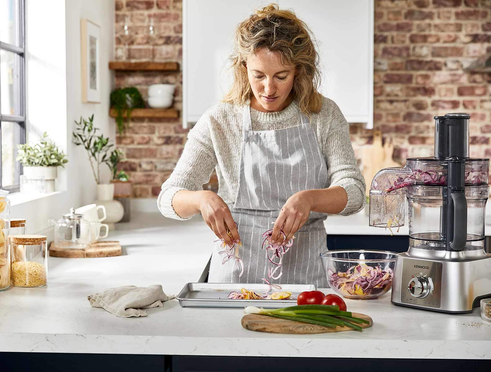 How to Chop, Dice, Slice and Mince Onions in a Food Processor