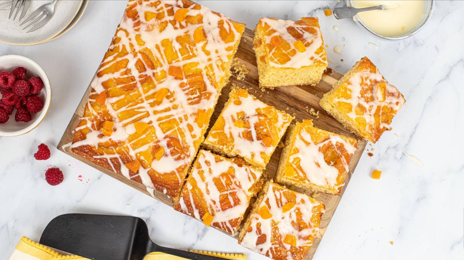 apricot-and-orange-blossom-tray-bake.png