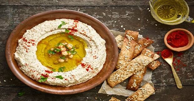 basic_hummus_620x325.jpg