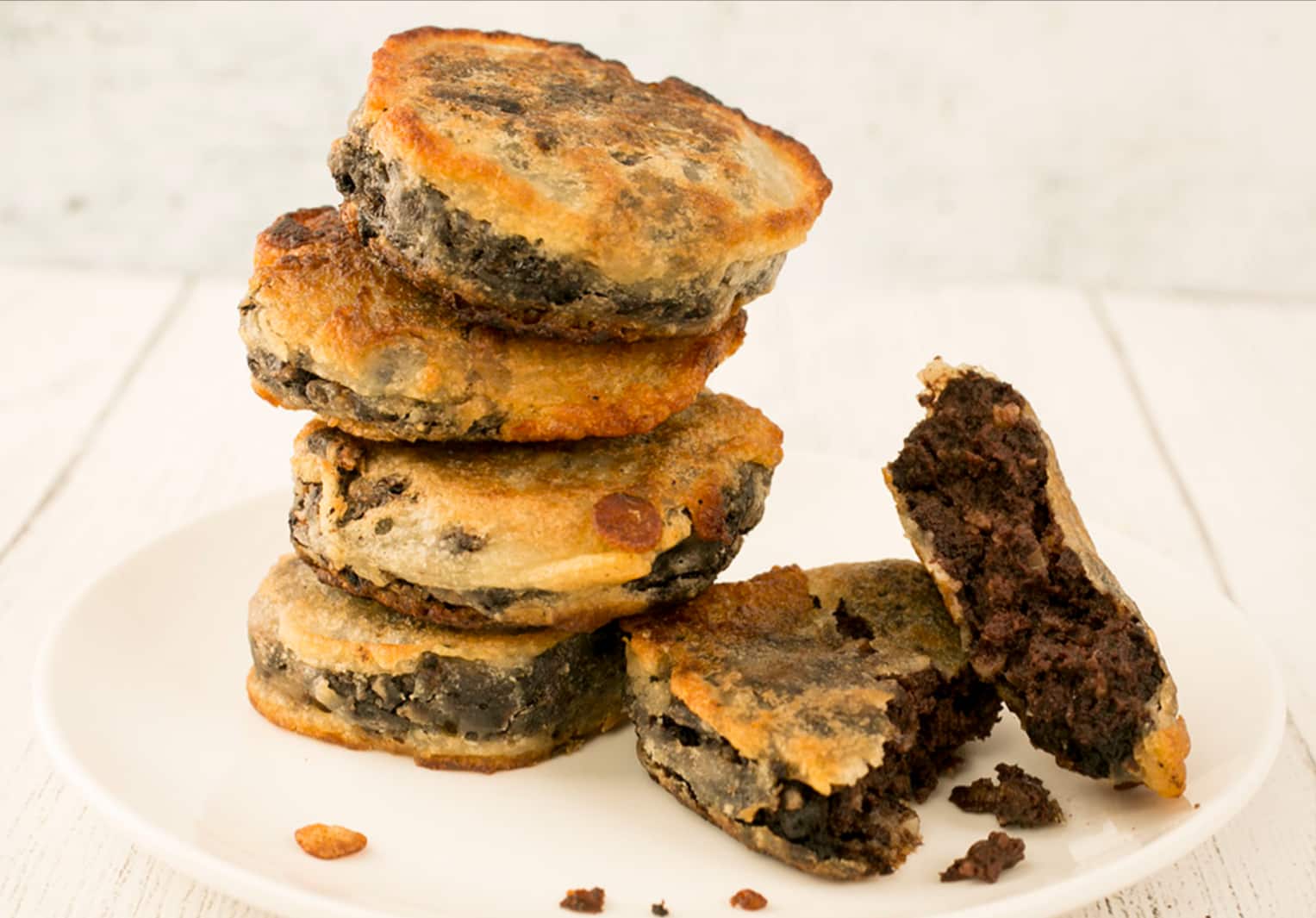 black-pudding-and-apple-fritters.png