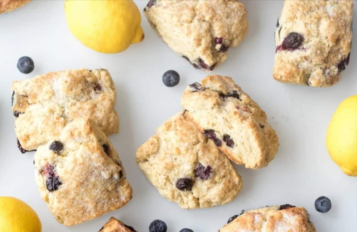 blueberry-and-lemon-scones.png