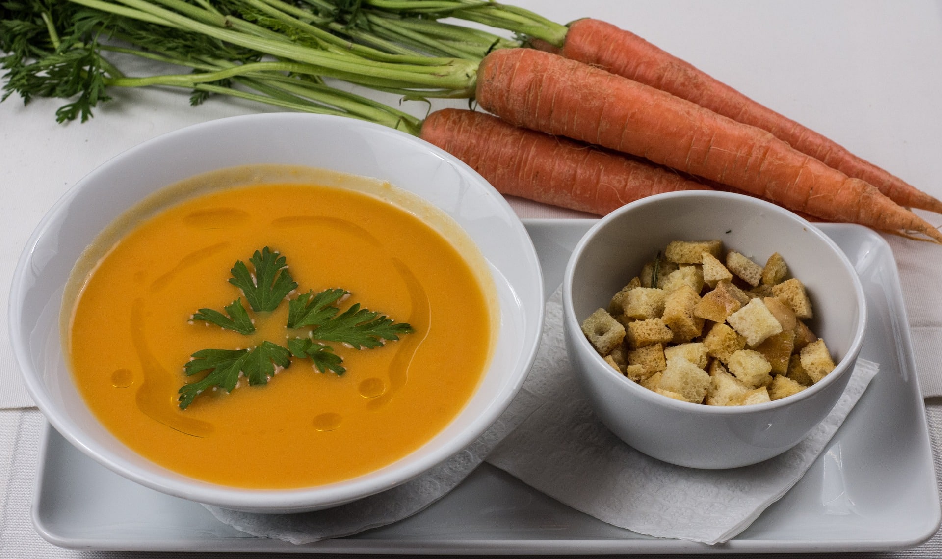 carrots-soup-2157195_1920.jpeg