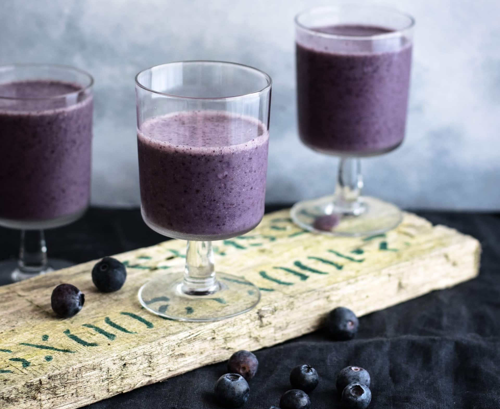 chasing-the-blues-away-smoothie.jpg