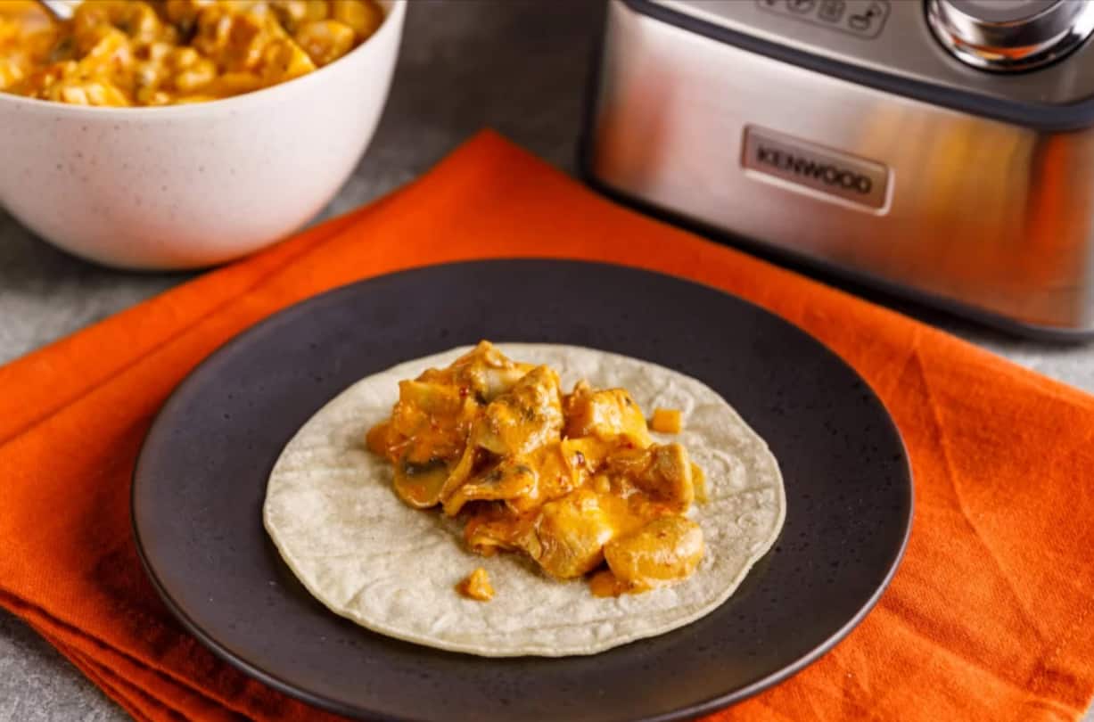 chicken-in-chipotle-crema-tacos.png