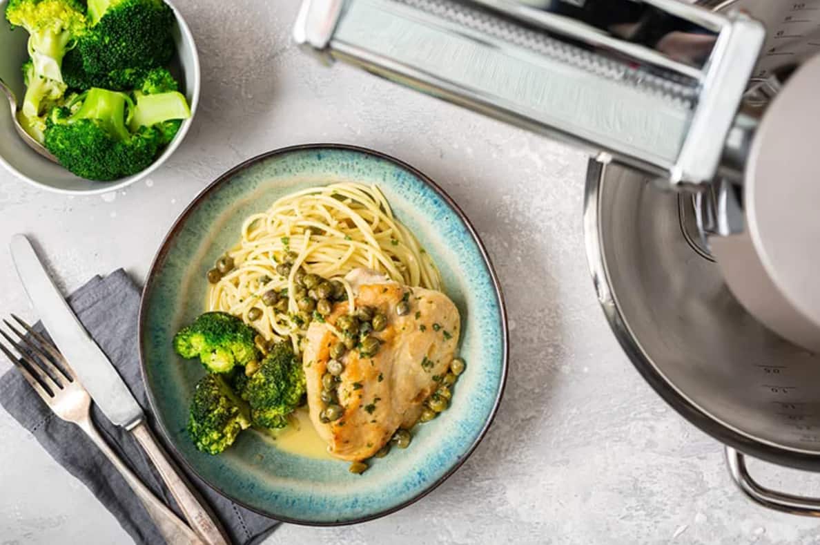 chicken-piccata-with-lemony-spaghetti.png