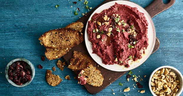 gb-kw-recipe-cranberry-walnut-hummus.jpg