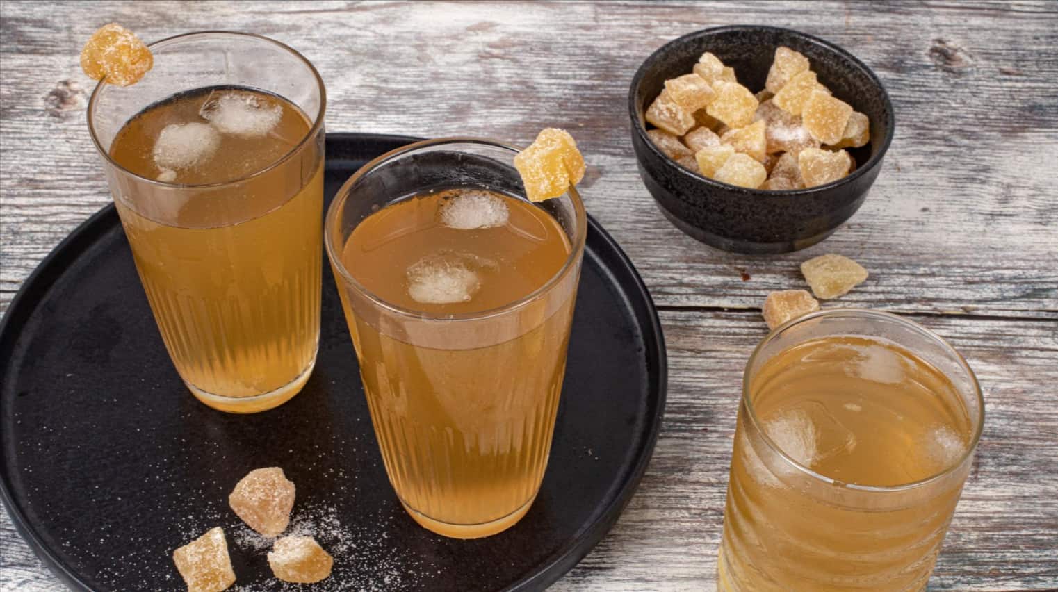 ginger-and-apple-cocktail.png
