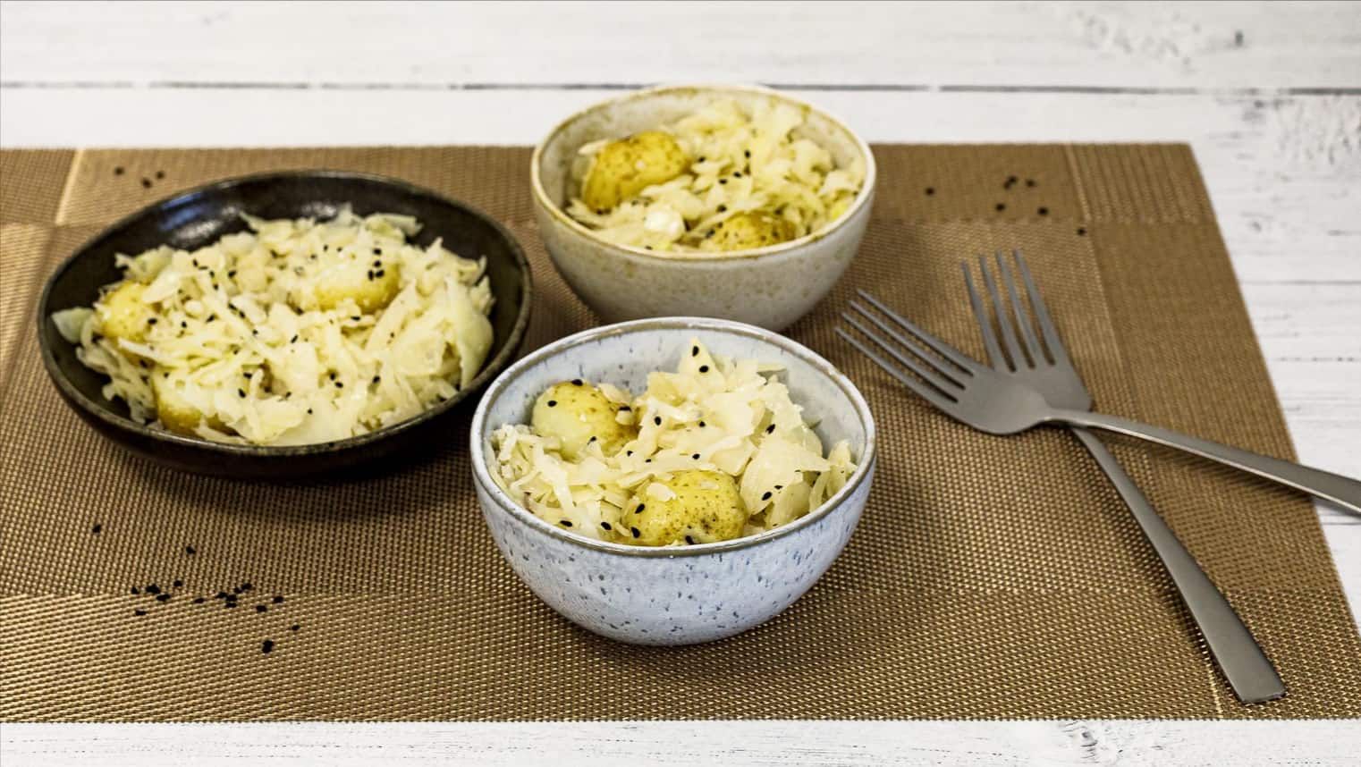 indian-cabbage-and-potatoes-with-coconut.png