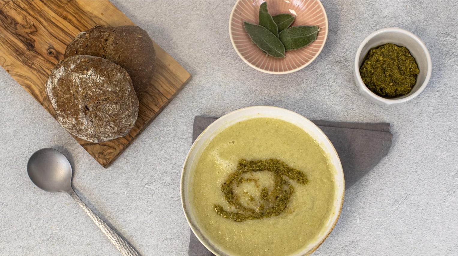 jerusalem-artichoke-and-watercress-soup.png