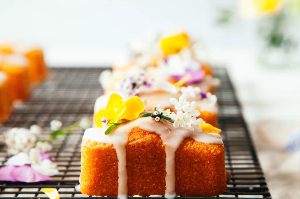 lemon-and-elderflower-mini-loaves.png