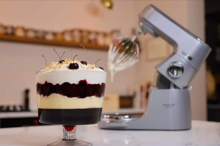 mulled-wine-christmas-trifle.png