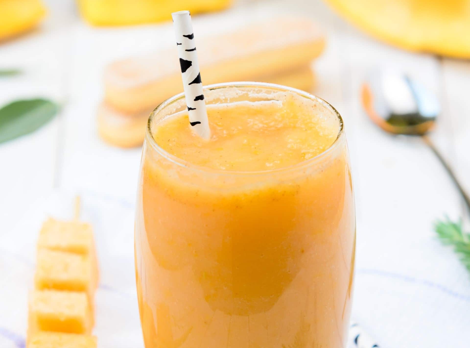 peach-and-mango-smoothie.jpg