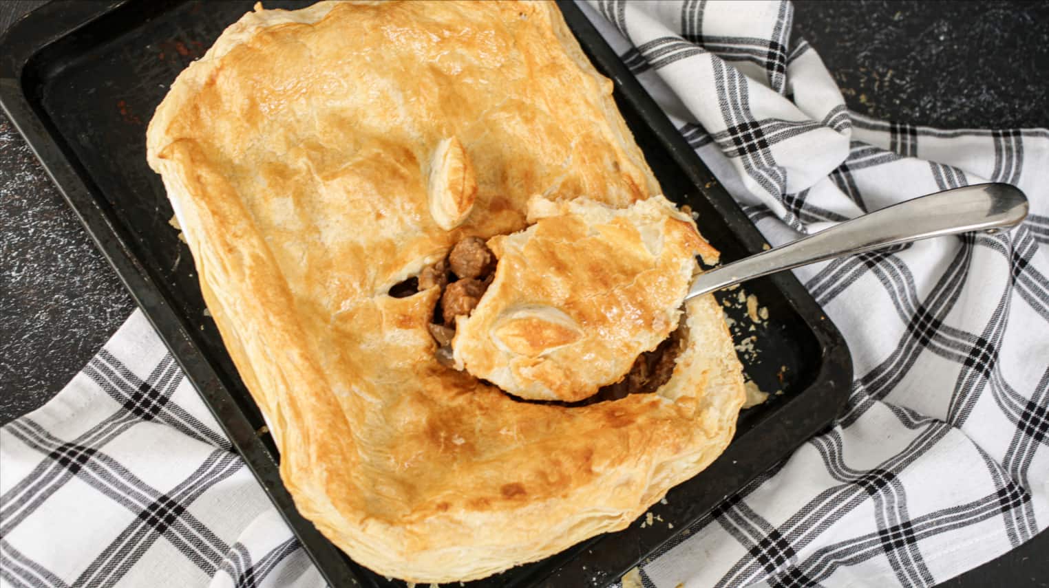 steak-and-ale-pie.png