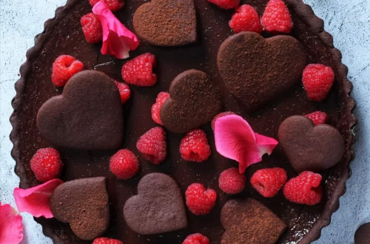 valentines-baked-chocolate-tart.png